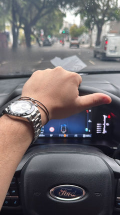 Foto de Cauã J. usando a peça